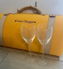 Veuve Clicquot Traveler's Bag Champagne Case Wine Case with 2 Glasses Cooler Bag
