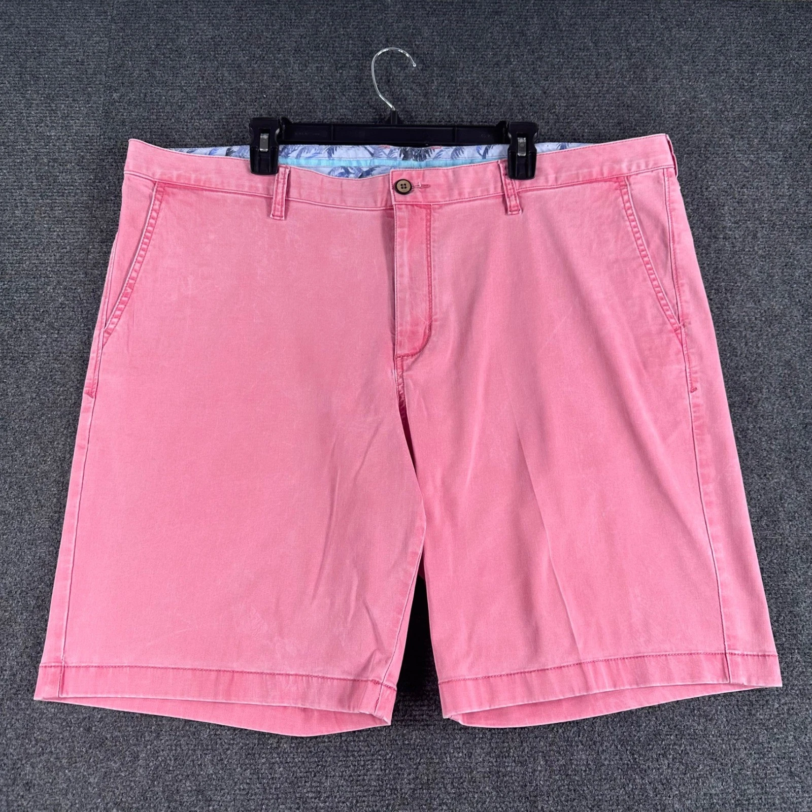 Tommy Bahama Shorts Mens 42 Pink Cotton Blend Stretch Casual Summer Tropical