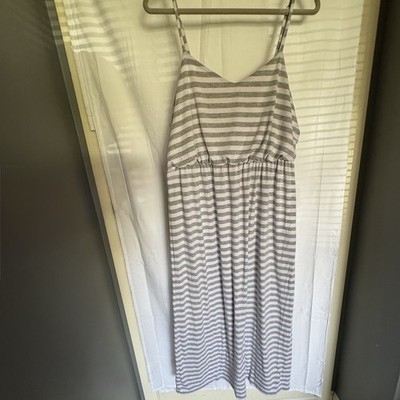 front open maxi dress Fashion Strap White Front Tie-Up Ruffle Cut-Out Open Back Maxi Dress