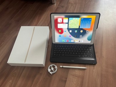 Apple iPad Pro 12.9  (WiFi + Cellular) 128GB + Logitech Keyboard + Apple Pencil