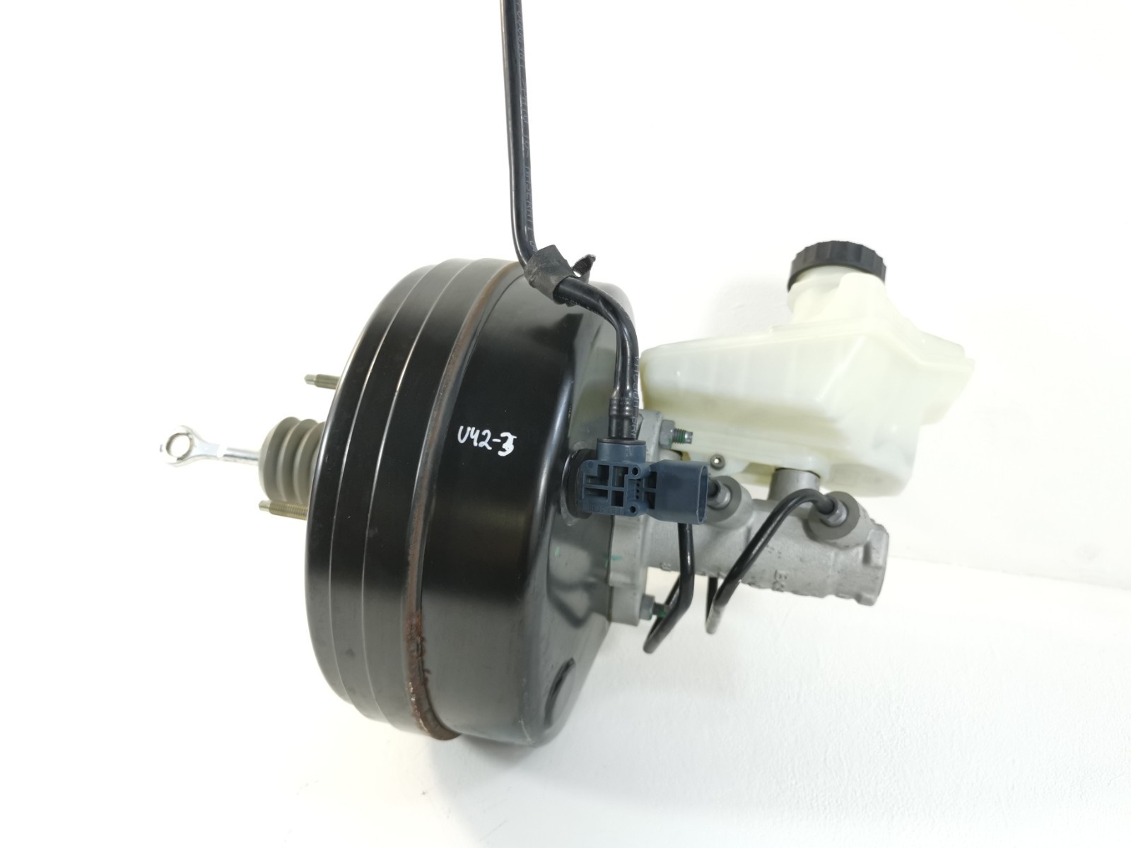 Maserati Ghibli RWD 3.0 2015 Power Brake Booster Master Cylinder 670006653 OEM