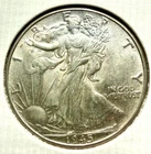 1945 Walking Liberty Half Dollar - AU-UNC - Excellent detail - 90% silver