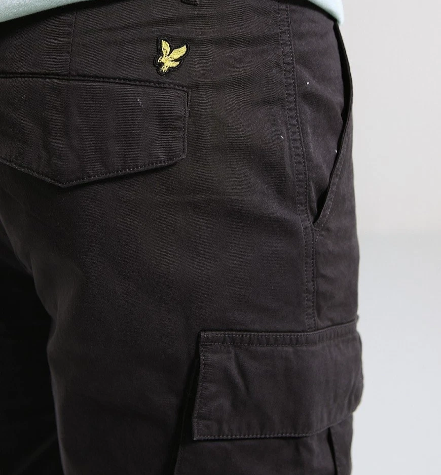 LYLE & SCOTT Men's  Cargo shorts | FINAL CLEARANCE SALE - Image 2 of 2