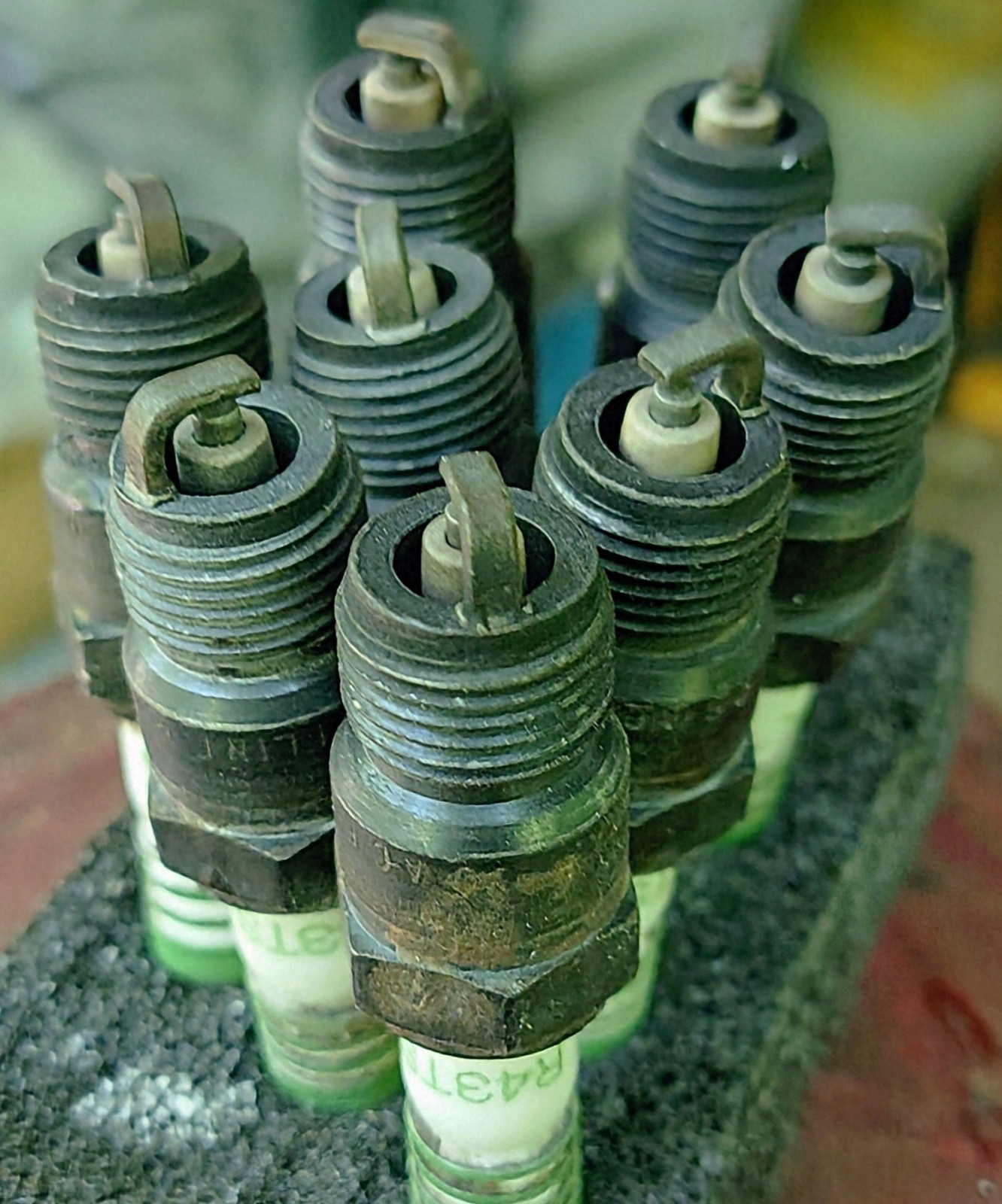Used 500 Miles Spark Plugs 8 ACDelco R43TSX Green Rings 4 Formerly NOS 