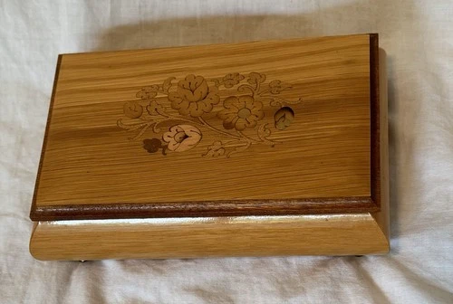 Floral Music Trinket Box Made in Italy Isle Of Capri Vintage Hinged Footed