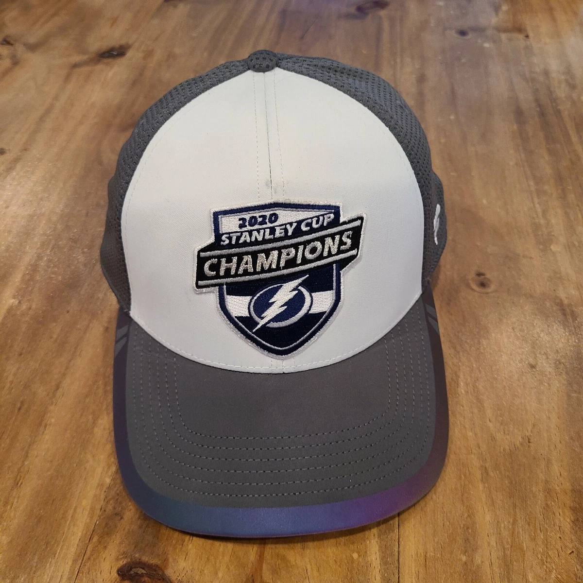 Lightning stanley hotsell cup hat