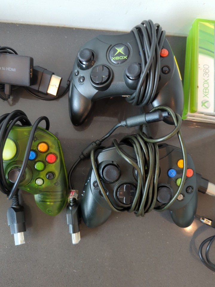 Original Xbox Console Lot Untested Light Turns On Flashes Green Red As