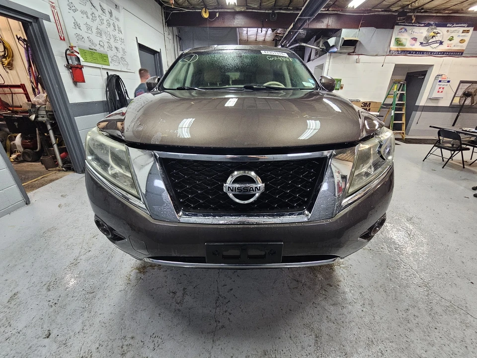 Used Ignition Switch fits: 2015 Nissan Pathfinder AT CVT push button switch Grad - Image 2 of 4