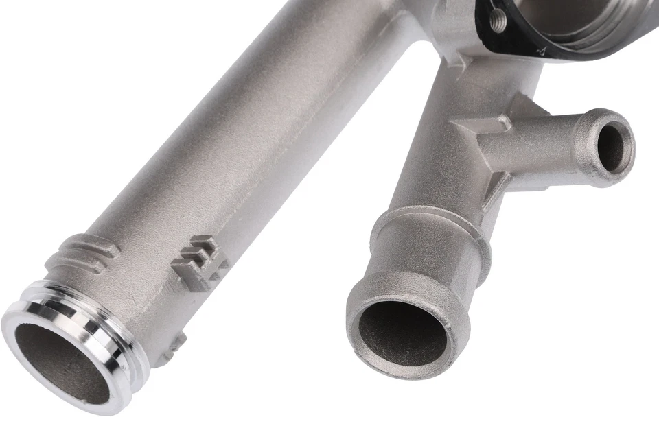 Carcasa termostato refrigerante motor URO para Volkswagen CC 2009-2011 3,6 L V6 Foto 4 de 4