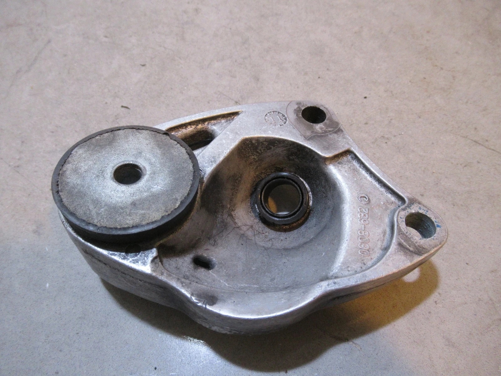Arctic Cat M800 Engine Support Bracket 2012