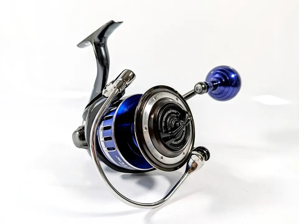 DAIWA - ダイワ 15 ソルティガ 5000H DAIWA SALTIGA Amazon | ダイワ(Daiwa) スピニングリール 15 ソルティガ 5000H