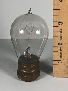 EARLY Light Bulb - Edison - TH Thomson Houston Base, 4 of 4