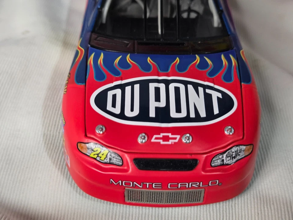 Jeff Gordon #24 DuPont Chevrolet 2001 Monte Carlo Stock 1/24 Action Ltd Ed 2001 - Image 4 of 4