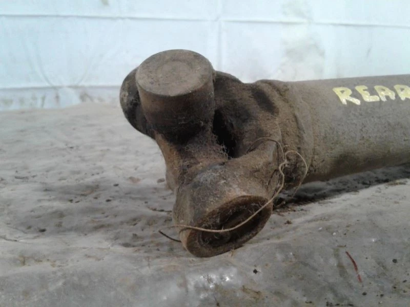 Eje de transmisión trasero transmisión automática de 2 puertas TH180 compatible con 76-87 ACADIAN 1584187 Foto 3 de 4