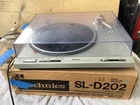 Technics SL-D202 Direct Drive Automatic Turntable Record Player -Parts or Repair