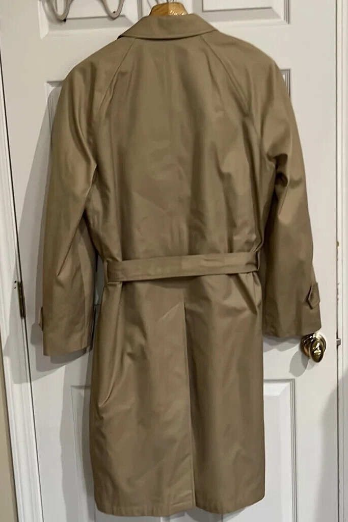 Vintage 1990s Le Tigre All Weather Full Length Trench Coat Vintage 1990s Le Tigre All Weather Full Length Trench Coat