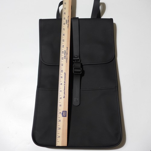 RAINS W3 Zaino Weatherproof Laptop Backpack In Solid Black Unisex 19x11.5 (Logo) - Picture 3 of 9