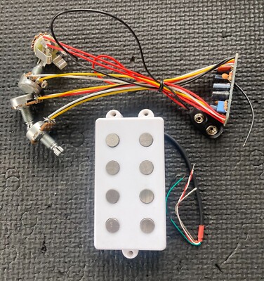 Retrovibe Stinger '77 Musicman Stingray Bass EQ pre-amp 2 band pre