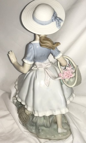Lladro Mirth In The Country Figurine 04920 Girl With Puppy Dog Retired 1974 NoBX - Picture 6 of 23