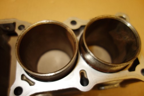 Honda CB-1 400 CB1 CB400F NC27 1990 bloque de cilindros motor dañado - Imagen 7 de 11