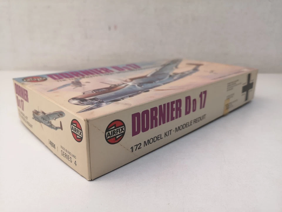 Dornier D o 17 Luftwaffe Bomber Kit Airfix Series 4 04014-1 Scala 1/72 ZR-T44 - Immagine 3 di 4