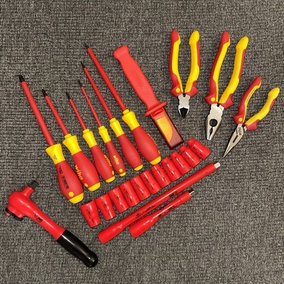 wiha Insulated Socket, Plier, Screwdriver & Knife Set: 24 Pc