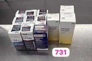 650 KETONE. TEST STRIPS,METER,SOLUTION,PADS,LANCETS,DINGED