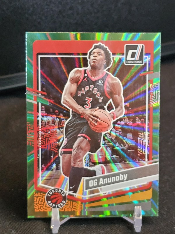 2023-24 Panini Donruss OG Anunoby Green Lazer Parallel New York Knicks 