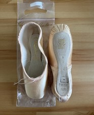 Freed of London Pointe Shoes 6 X  W  Maker