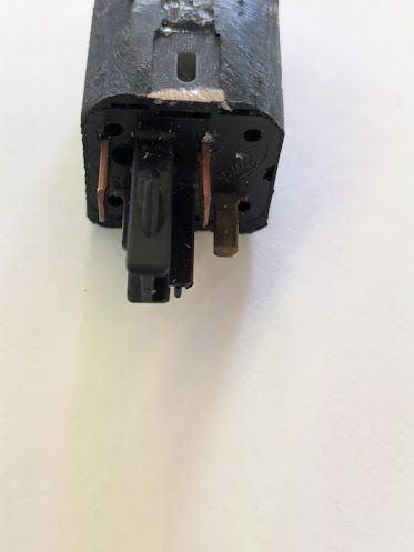 FERRARI 456 PARTS FUEL RELEASE BUTTON SWITCH 157480