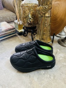 Oofos Clogs | eBay display picture 1