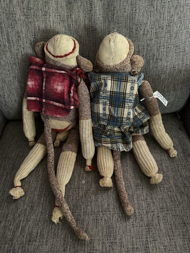 60er Jahre rote Fersensocken Affe Paar Set Handarbeit passende Outfits Junge Mädchen - Bild 4 von 7