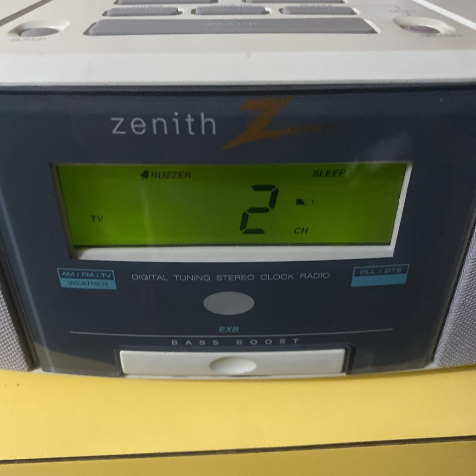 Vintage Zenith Z212G AM/FM Stereo/TV Digital Tuning Clock Radio Stereo ...