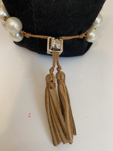 New Chico's Bracelet Faux Pearls w Light Brown Leather Dangle Tassles adjustable - Picture 5 of 5