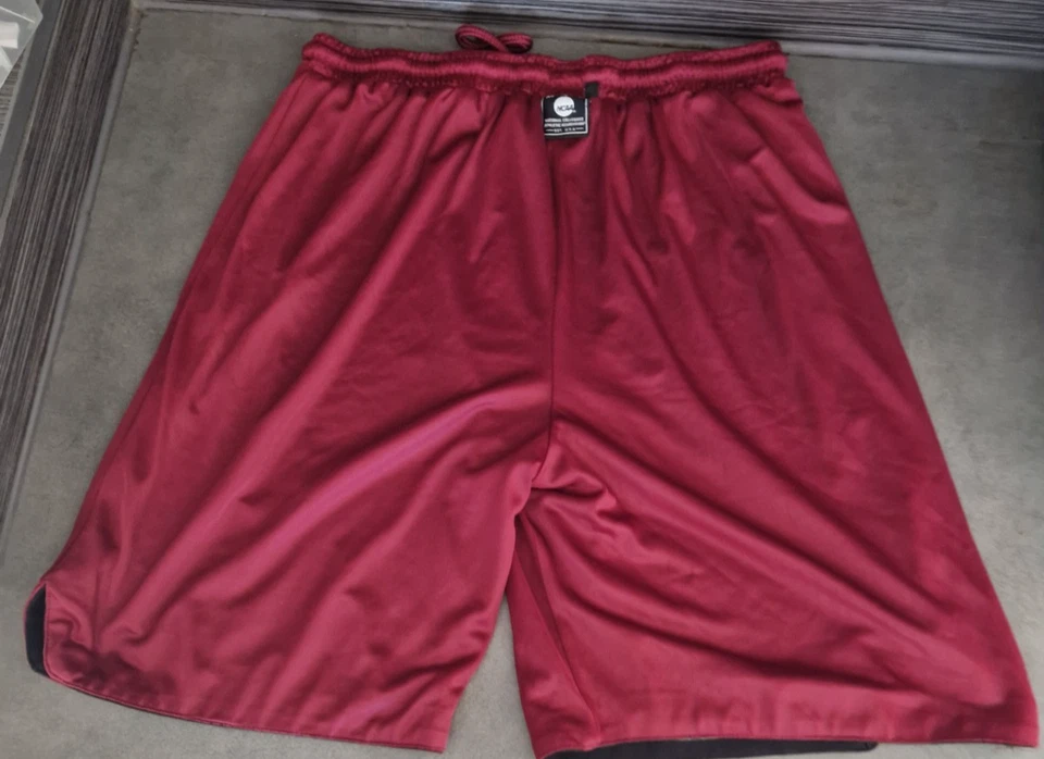 Authentic NCAA  Basketball  Shorts - Weinrot - vintage-Shiny -Gr. XXL-RAR - Bild 3 von 4