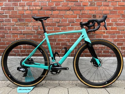 Bianchi Impulso Disc Full Carbon/SRAM Force AXS/Powermeter/FFWD/Size52/Like NEW!