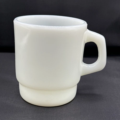 Anchor Hocking Oven Proof Coffee Mug White Milk Glass D Handle 312 Made in USA