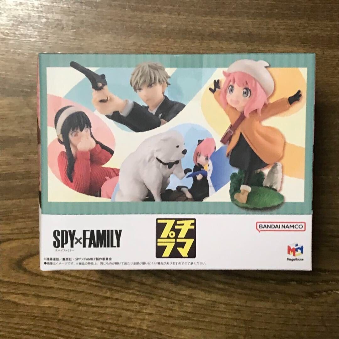 Puchirama Series Spy x Family Boxed Spy x Family 4 Pack BOX