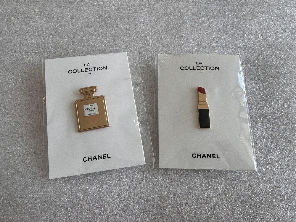 Chanel La Collection Novelty Pin Badge No.5 & Lipstick set. Brand New.