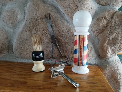 Barbershop Lot. Steel Gem Razor Straight Razor Scissors Brush And Pole Vintage