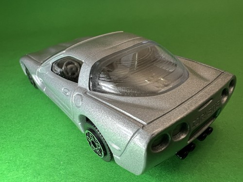 Modellino CHEVROLET CORVETTE colore grigio scala 1/43 Bburago - Made in Italy - - Foto 9 di 9