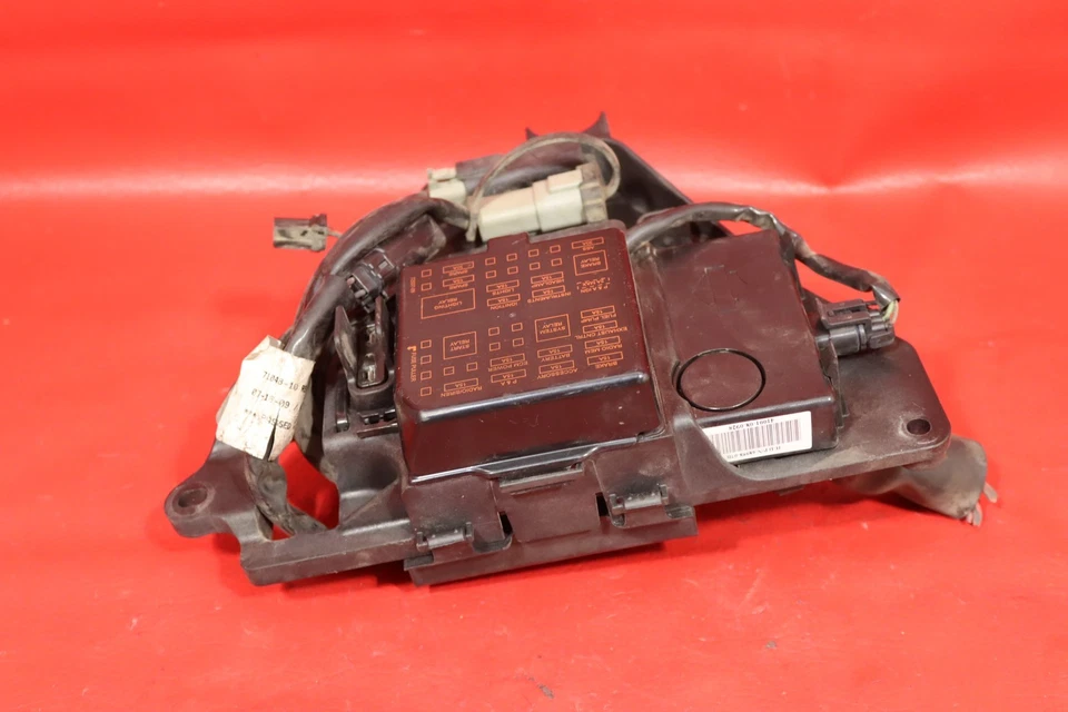 2010 HARLEY-DAVIDSON STREET GLIDE CVO FLHXSE FUSE BLOCK CADDY ELECTRICAL PANEL - Image 4 of 4