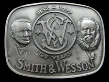RK09171 NOS VINTAGE 1977  SMITH  WESSON  GUN  FIREARM BELT BUCKLE