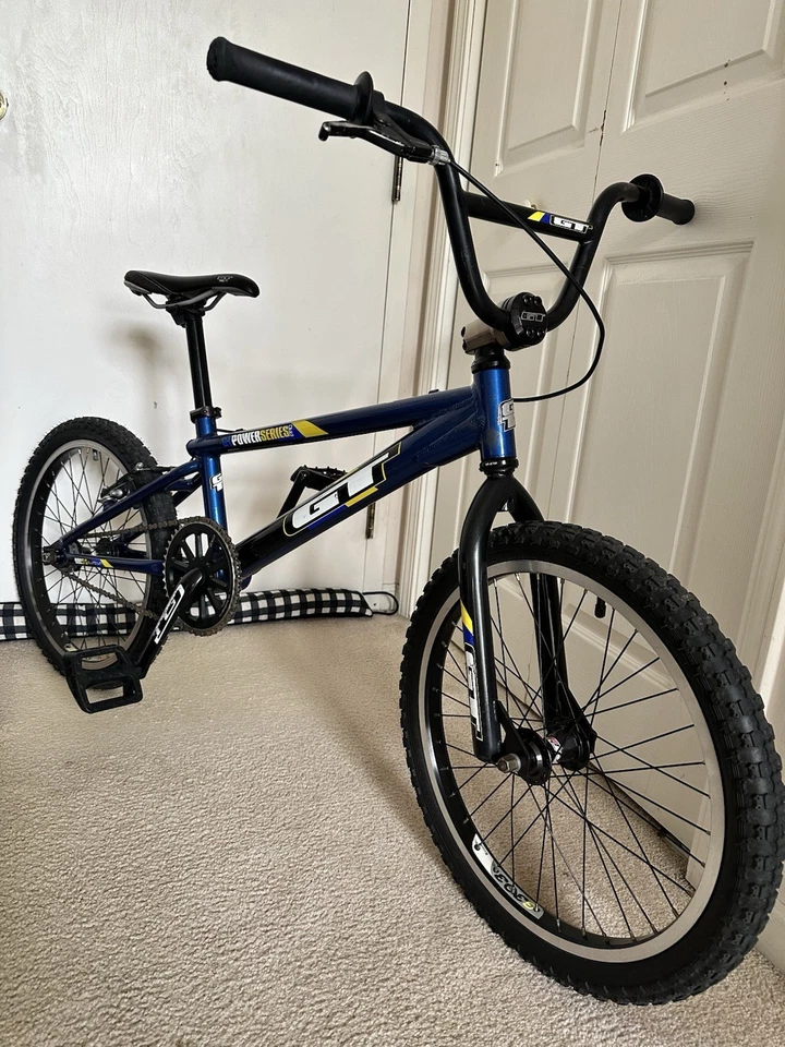 GT Power Series Pro 2001 en excelente estado todo original Foto 3 de 4