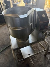 Groen Steam Kettle 10 Gallons 208 V 3 Phase