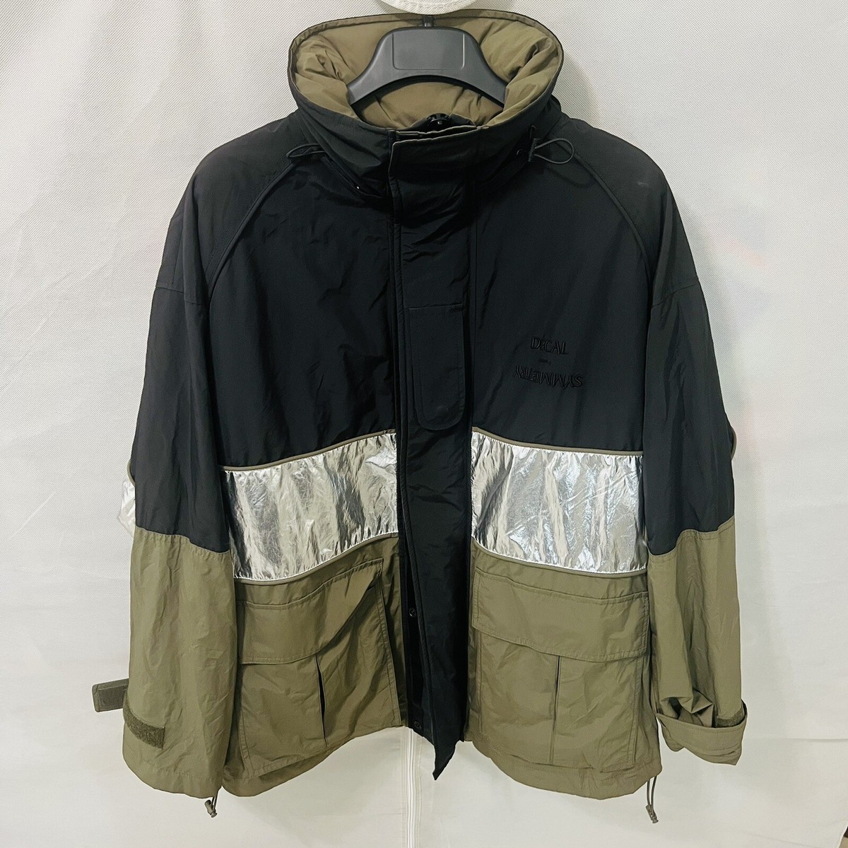 Juun J Designer Reflective Decal Jacket w Stowaway Hood Mens 46 