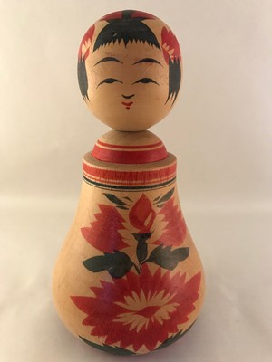 naruko kokeshi doll