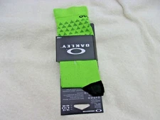 NWT Oakley All Mountain MTB socks, mens M (9-11), bright green, w/ design/print