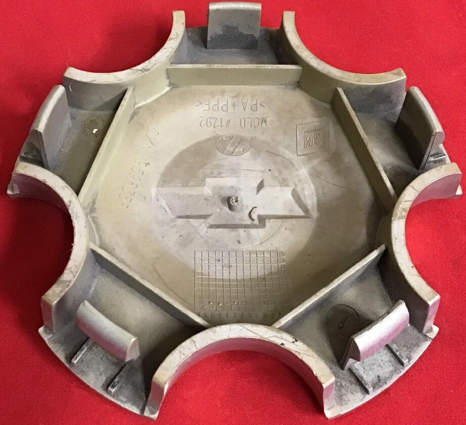 ONE 2000-2006 Chevy Malibu Monte Carlo Impala tapa central rueda P/N 9596356/6595 Foto 2 de 2