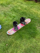 Girls Burton snowboard with Mission bindings and size 4 Van snowboard boots
